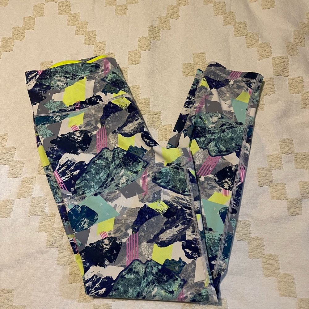 Victoria’s Secret Sport Knockout Leggings - Size Large